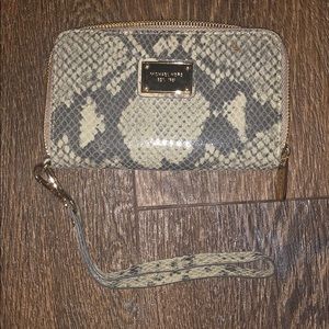 Michael Kors Wristlet